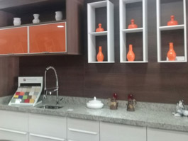 Cozinha com gavetões com corrediças telecópicas e nichos - Marcenaria Ferraz